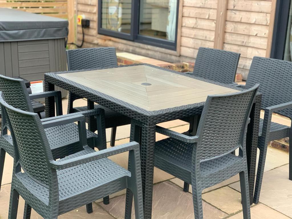 Sidley Chestnut Meadow Country Parkヴィラ エクステリア 写真