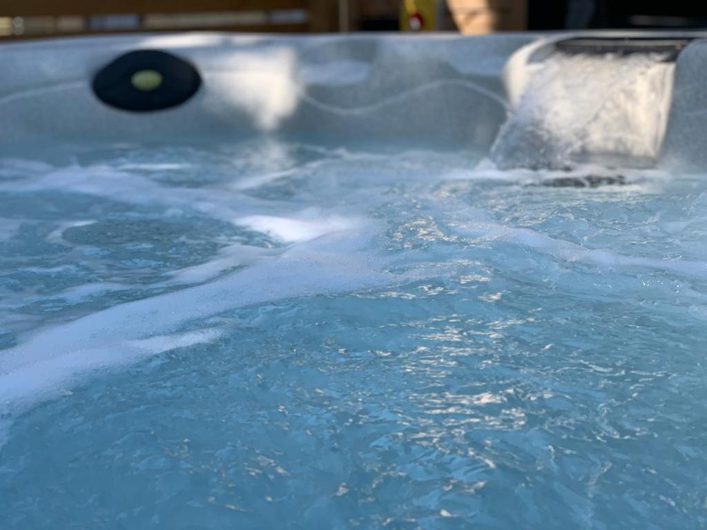 Sidley Chestnut Meadow Country Parkヴィラ エクステリア 写真