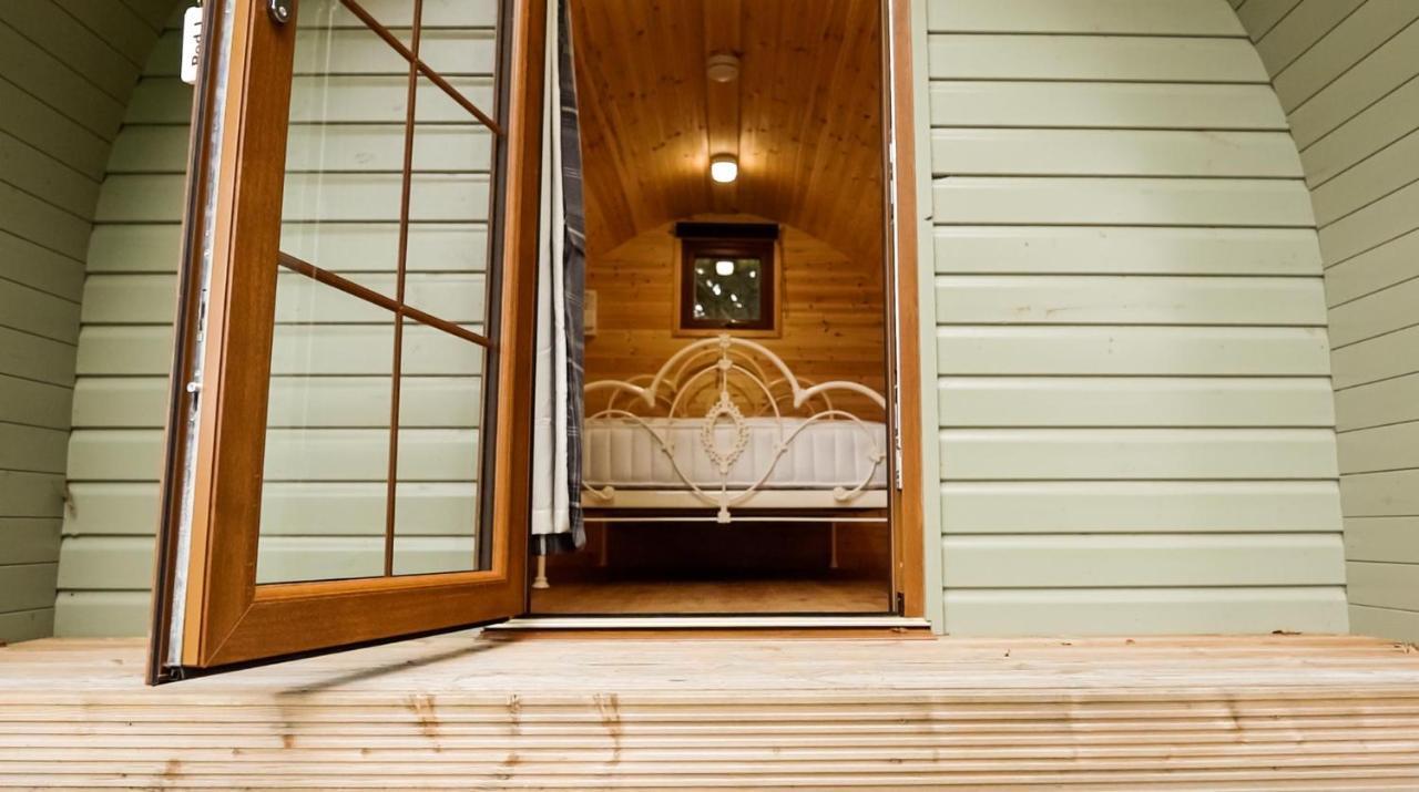 Sidley Chestnut Meadow Country Parkヴィラ エクステリア 写真