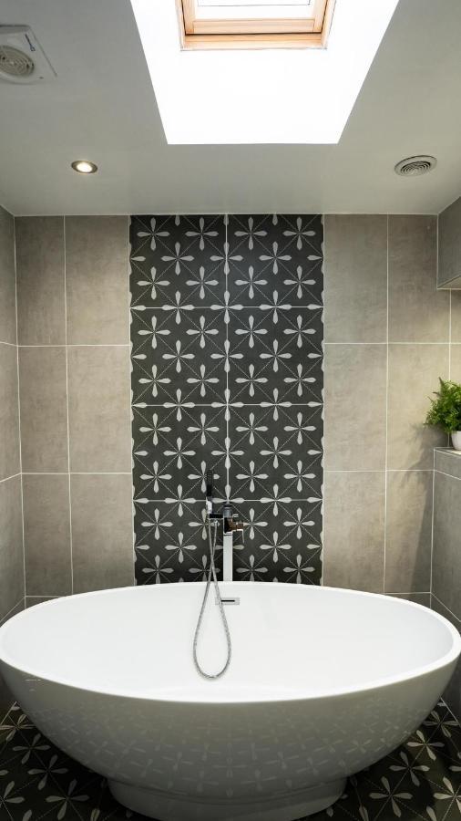 Sidley Chestnut Meadow Country Parkヴィラ エクステリア 写真